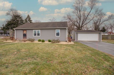 A home in Crest Hill