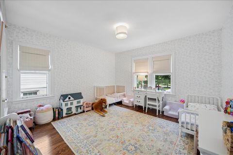 Tiny photo for 420 Brier Street, Kenilworth, IL 60043 (MLS # 12709450)