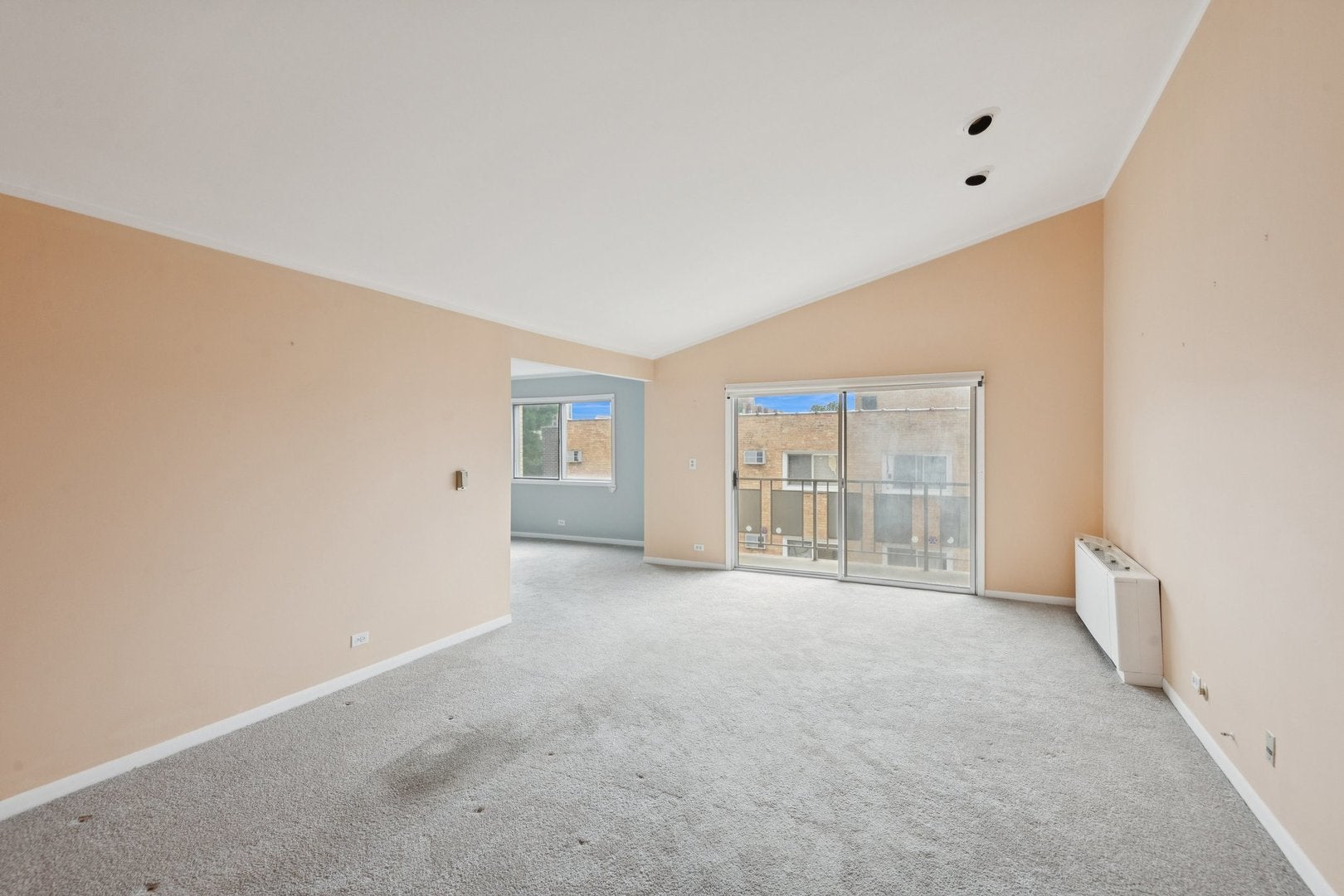5251 Galitz Street 404