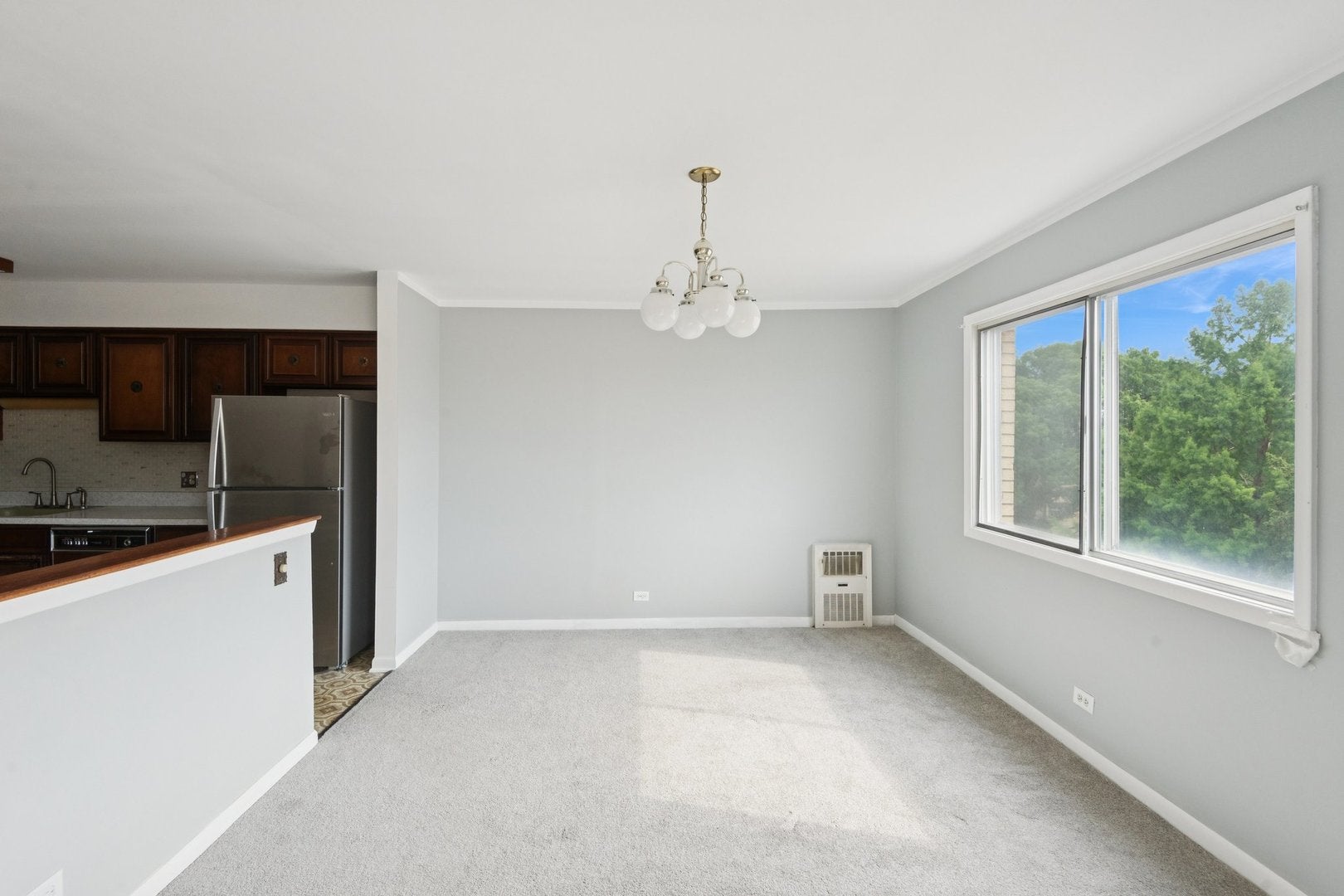5251 Galitz Street 404