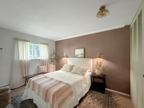 Tiny photo for 124 N Whistler C4 Avenue #C4, Freeport, IL 61032 (MLS # 12529593)