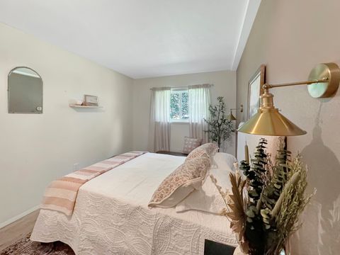 Tiny photo for 124 N Whistler C4 Avenue #C4, Freeport, IL 61032 (MLS # 12529593)