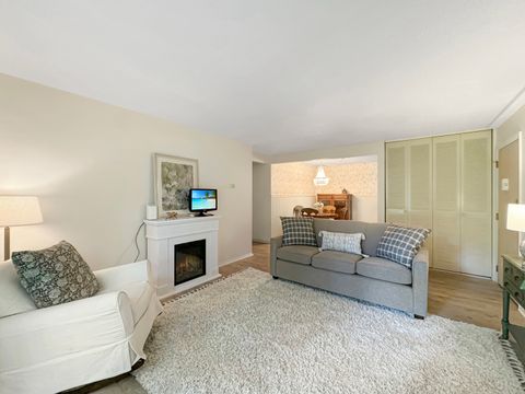 Tiny photo for 124 N Whistler C4 Avenue #C4, Freeport, IL 61032 (MLS # 12529593)