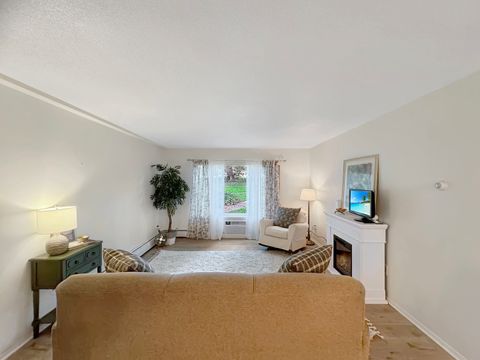 Tiny photo for 124 N Whistler C4 Avenue #C4, Freeport, IL 61032 (MLS # 12529593)