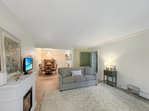 Tiny photo for 124 N Whistler C4 Avenue #C4, Freeport, IL 61032 (MLS # 12529593)