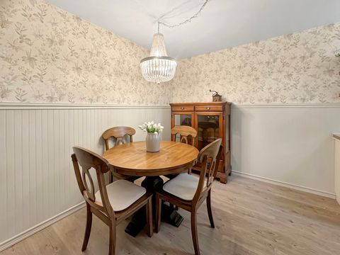 Tiny photo for 124 N Whistler C4 Avenue #C4, Freeport, IL 61032 (MLS # 12529593)