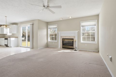 Tiny photo for 3 Timbergate Court, Bloomington, IL 61704 (MLS # 12535268)