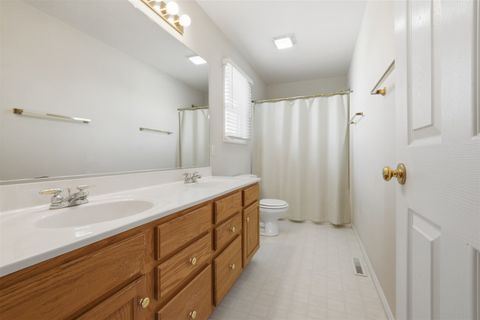 Tiny photo for 3 Timbergate Court, Bloomington, IL 61704 (MLS # 12535268)