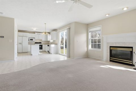 Tiny photo for 3 Timbergate Court, Bloomington, IL 61704 (MLS # 12535268)