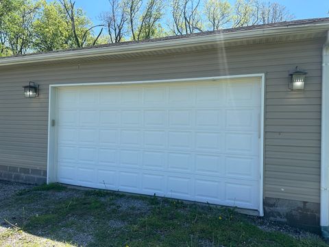 Tiny photo for 2506 State Highway 154, Sesser, IL 62884 (MLS # 12571895)