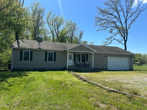Photo of 2506 State Highway 154, Sesser, IL 62884 (MLS # 12571895)