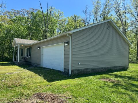Tiny photo for 2506 State Highway 154, Sesser, IL 62884 (MLS # 12571895)