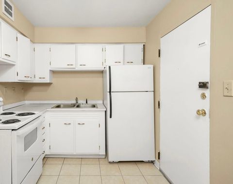 Tiny photo for 1213 N 34TH Avenue #11, Melrose Park, IL 60160 (MLS # 12508421)