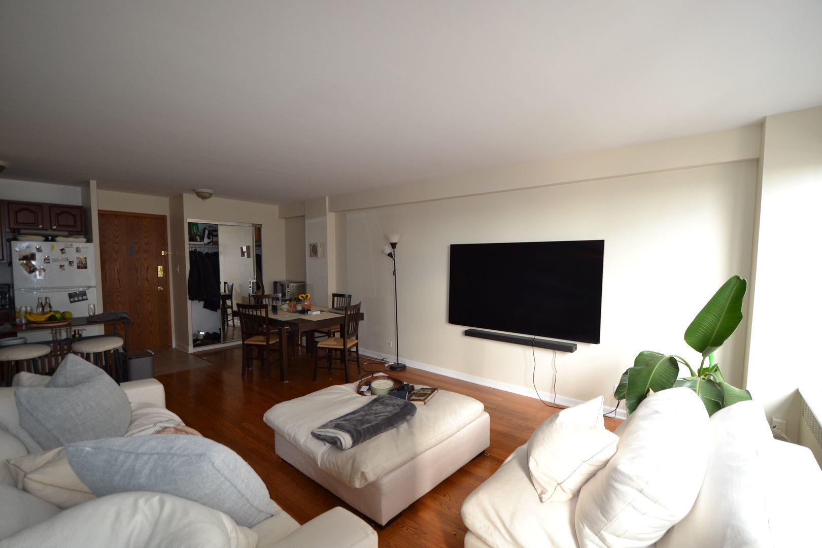 4180 N Marine Drive 1301