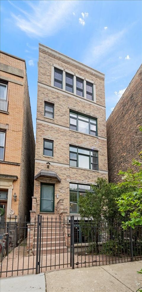 Photo of 3511 N WILTON Avenue #1, Chicago, IL 60657 (MLS # 12630779)