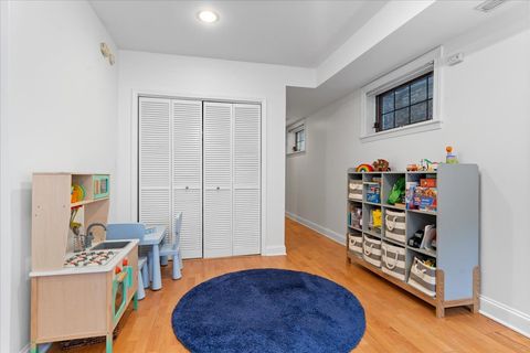 Tiny photo for 3511 N WILTON Avenue #1, Chicago, IL 60657 (MLS # 12630779)