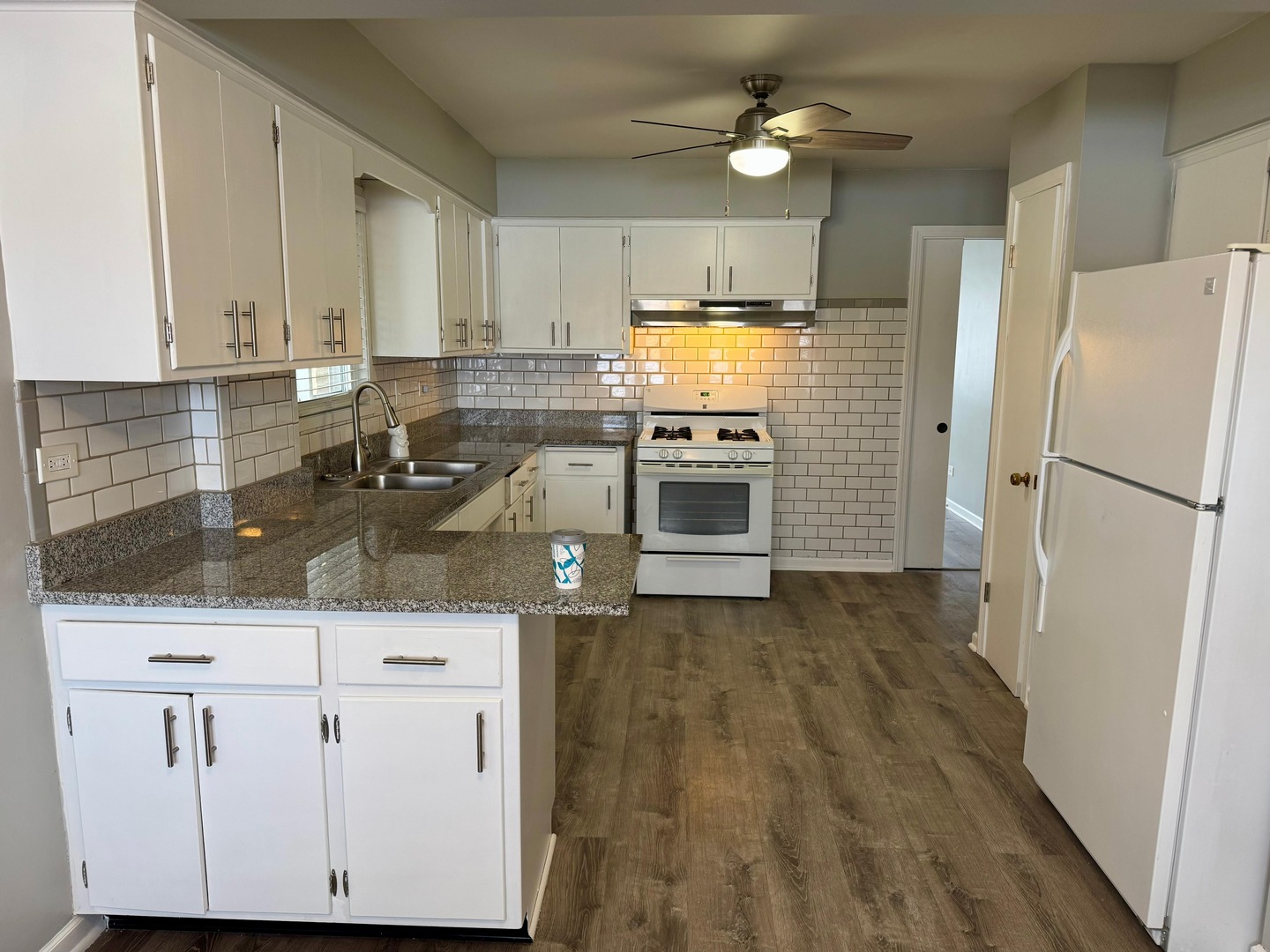 6038 W Peterson Avenue 1