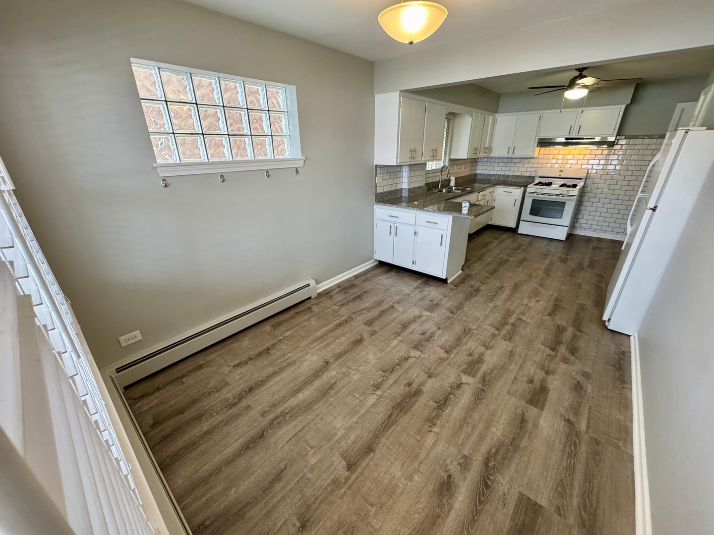 6038 W Peterson Avenue 1