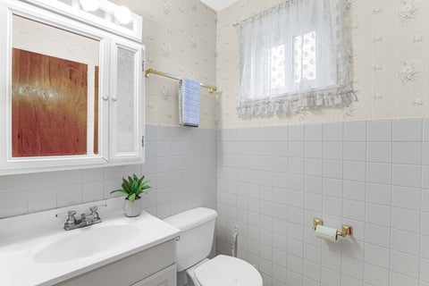 Tiny photo for 9123 Lamon Avenue N #D, Skokie, IL 60077 (MLS # 12743203)