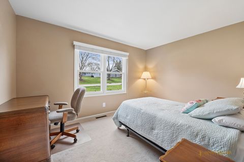 Tiny photo for 1013 Hampton Court, McHenry, IL 60050 (MLS # 12589972)