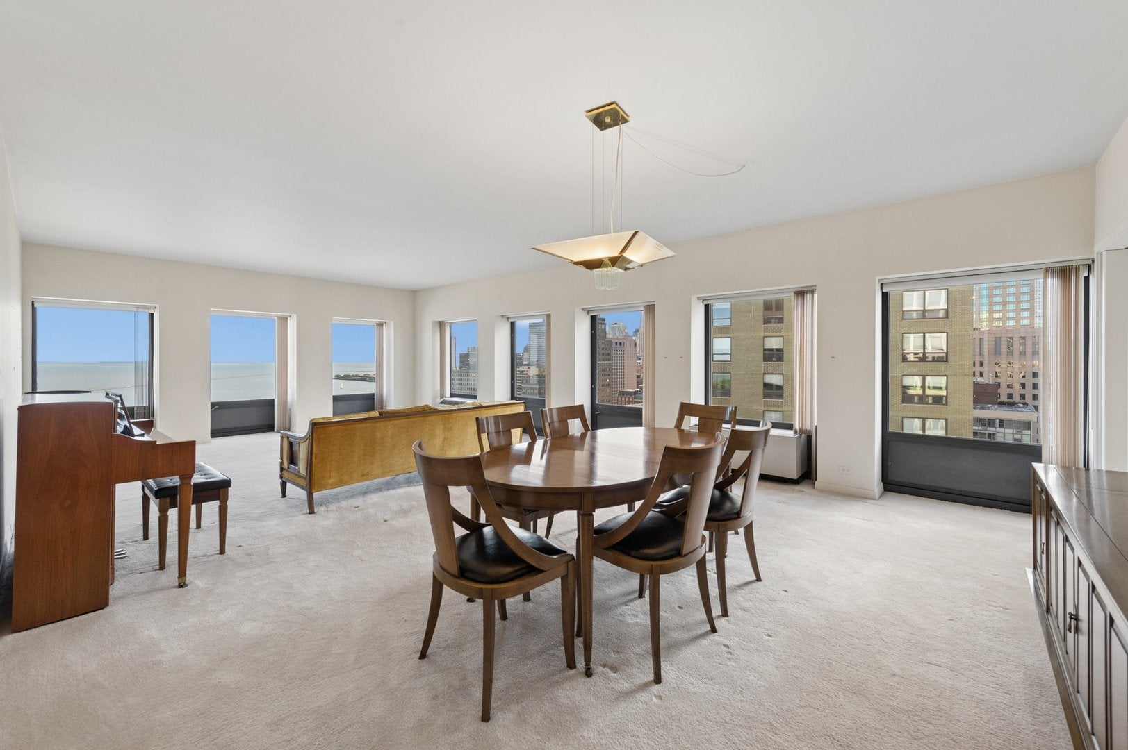 1100 N Lake Shore Drive 26B