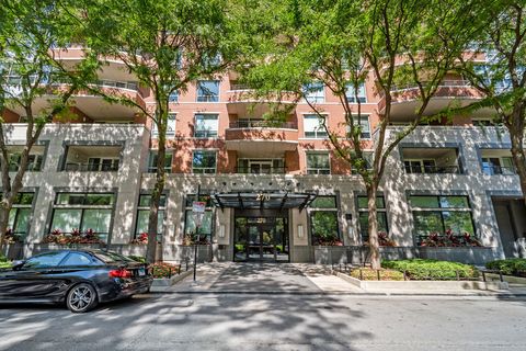 Photo of 270 E Pearson Street #101, Chicago, IL 60611 (MLS # 12628859)