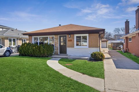 6221 N La Crosse Avenue Chicago IL 60646