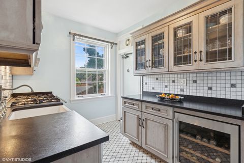 Tiny photo for 1316 Maple Avenue #D3, Evanston, IL 60201 (MLS # 12417846)