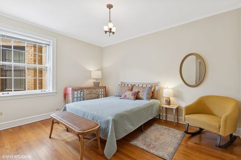 Tiny photo for 1316 Maple Avenue #D3, Evanston, IL 60201 (MLS # 12417846)