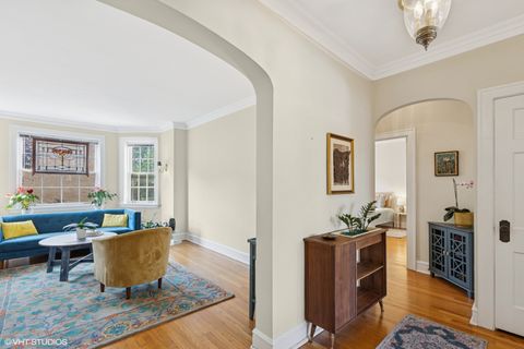 Tiny photo for 1316 Maple Avenue #D3, Evanston, IL 60201 (MLS # 12417846)