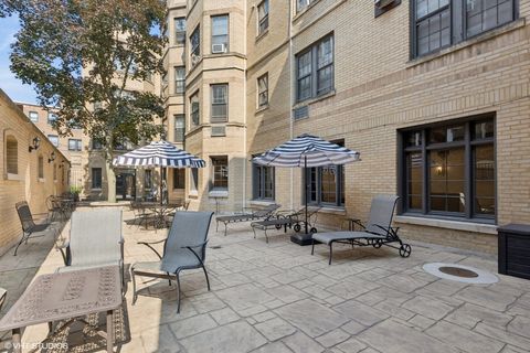 Tiny photo for 1316 Maple Avenue #D3, Evanston, IL 60201 (MLS # 12417846)