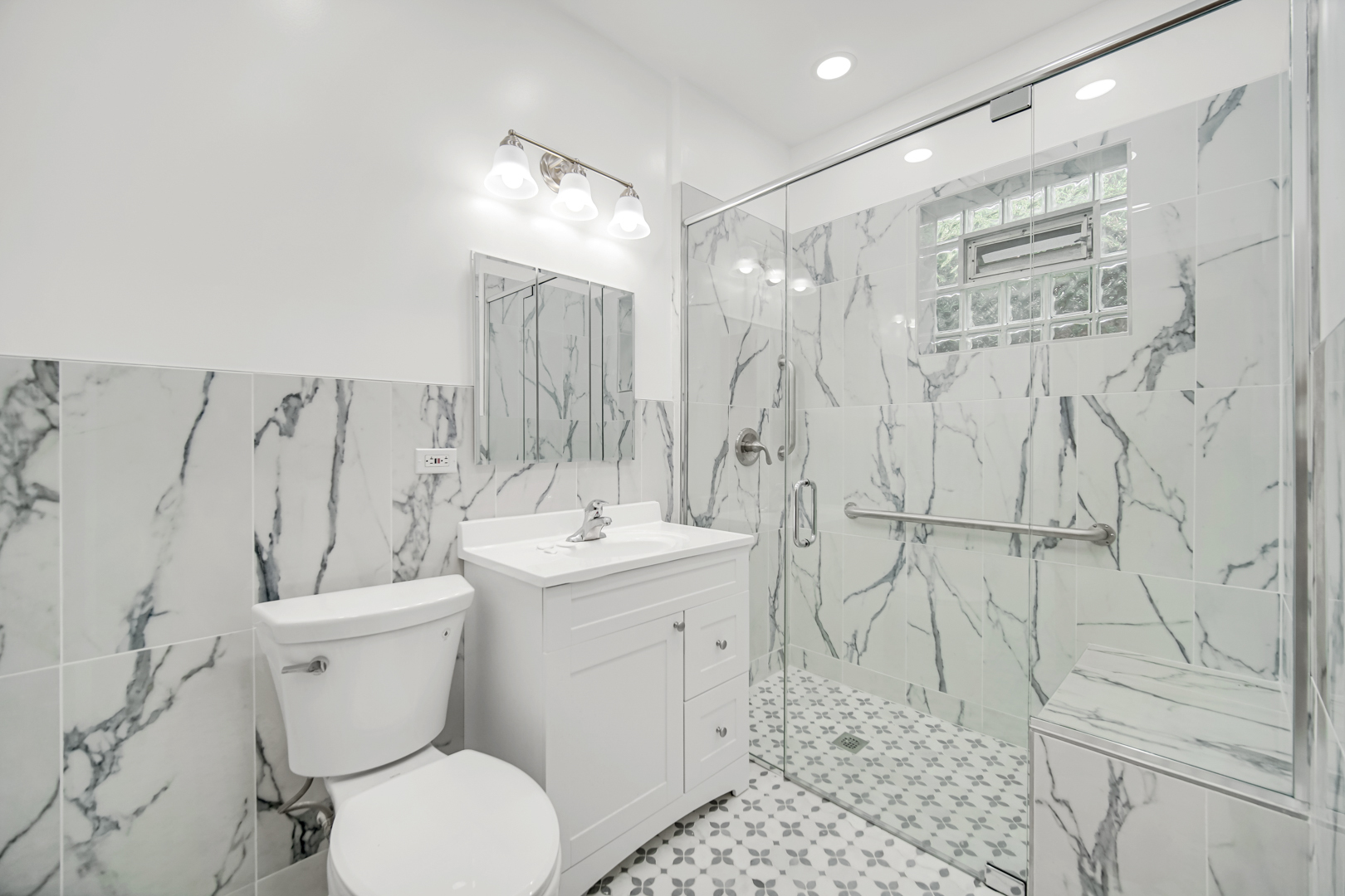 1620 E 85th Street