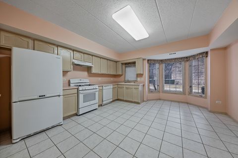 Tiny photo for 7799 Bristol Park Drive #1SE, Tinley Park, IL 60477 (MLS # 12578130)