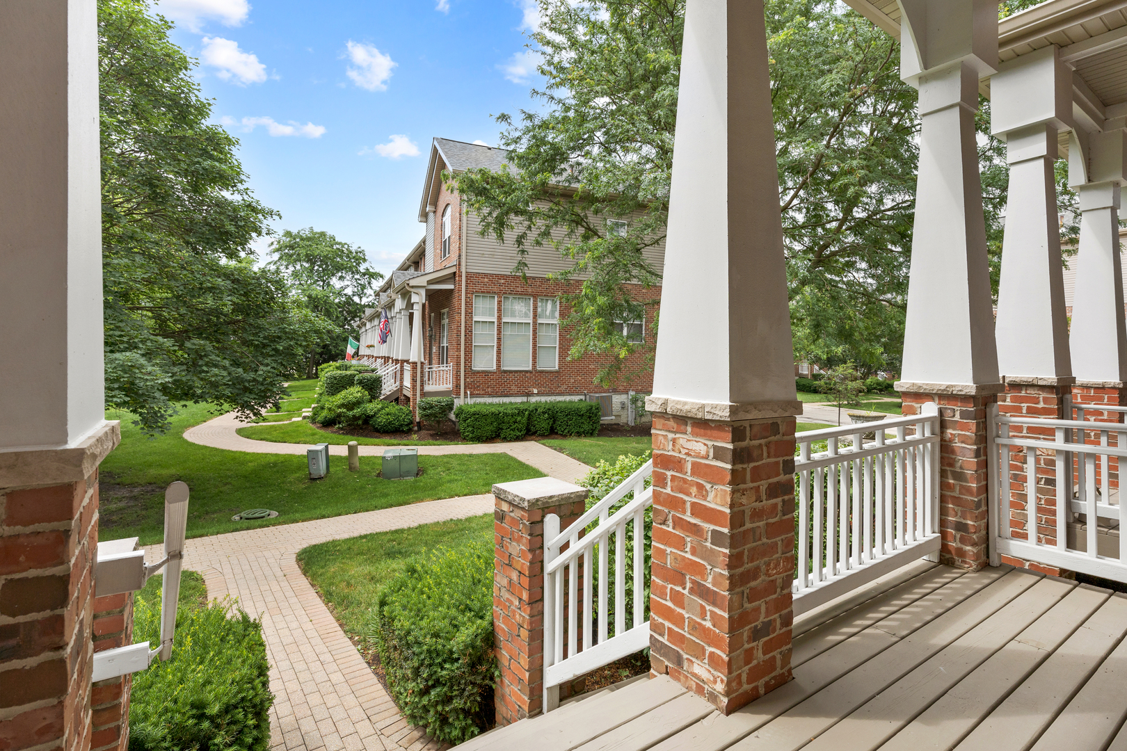 6112 Ironwood Lane