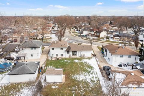 Tiny photo for 216 S Evergreen Avenue, Addison, IL 60101 (MLS # 12588459)