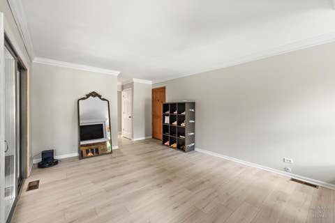 Tiny photo for 847 Hemlock Drive, Sleepy Hollow, IL 60118 (MLS # 12713609)