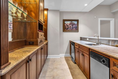 Tiny photo for 1401 W Everett Road, Lake Forest, IL 60045 (MLS # 12466618)