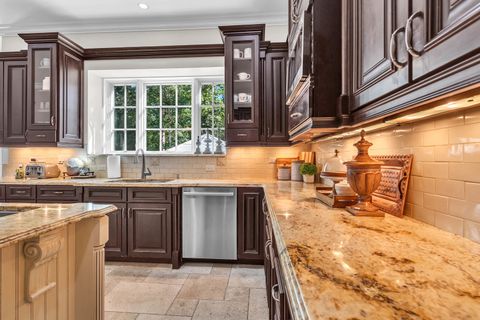 Tiny photo for 1401 W Everett Road, Lake Forest, IL 60045 (MLS # 12466618)