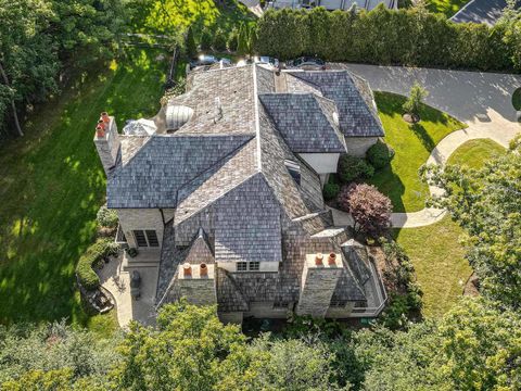 Tiny photo for 1401 W Everett Road, Lake Forest, IL 60045 (MLS # 12466618)