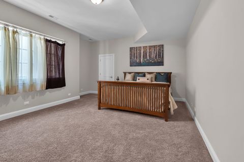 Tiny photo for 1401 W Everett Road, Lake Forest, IL 60045 (MLS # 12466618)