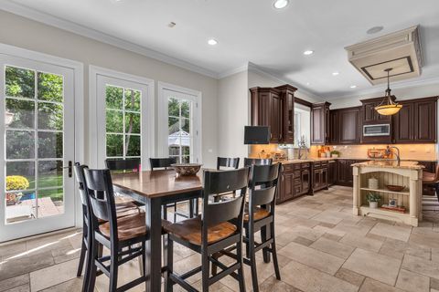 Tiny photo for 1401 W Everett Road, Lake Forest, IL 60045 (MLS # 12466618)