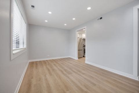 Tiny photo for 1624 E Waterford Lane #1624, Palatine, IL 60074 (MLS # 12635748)
