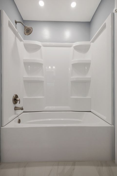 Tiny photo for 1624 E Waterford Lane #1624, Palatine, IL 60074 (MLS # 12635748)