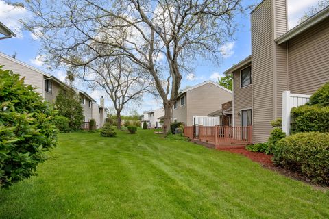 Tiny photo for 1624 E Waterford Lane #1624, Palatine, IL 60074 (MLS # 12635748)