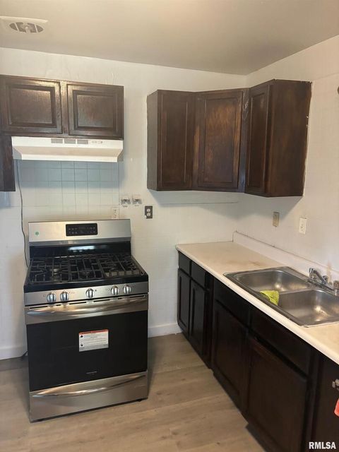 Tiny photo for 518 E Kerr Street, Centralia, IL 62801 (MLS # EB459494)