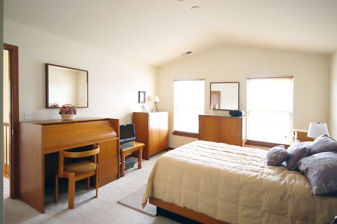 Tiny photo for 226 W Park Avenue #A, Sugar Grove, IL 60554 (MLS # 12497375)