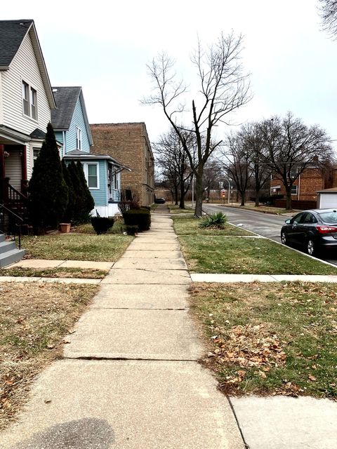 Tiny photo for 840 E 89th Street, Chicago, IL 60619 (MLS # 12543754)