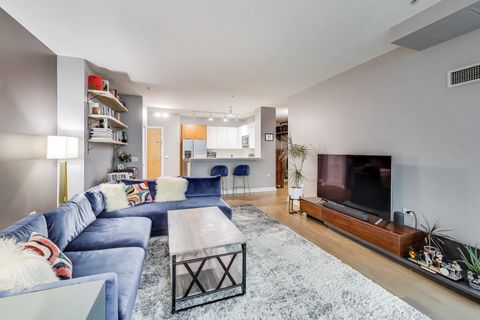 Tiny photo for 1629 S Prairie Avenue #3110, Chicago, IL 60616 (MLS # 12588501)