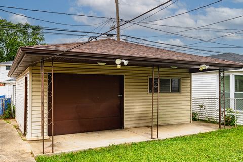 Tiny photo for 11740 S Loomis Street, Chicago, IL 60643 (MLS # 12452531)