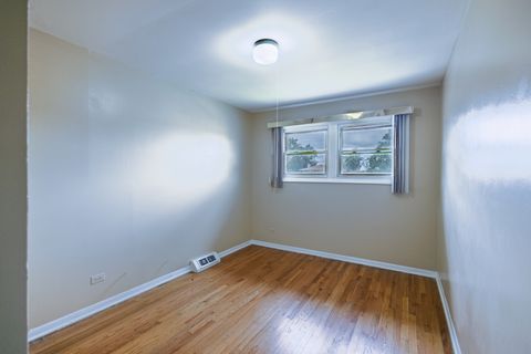 Tiny photo for 11740 S Loomis Street, Chicago, IL 60643 (MLS # 12452531)